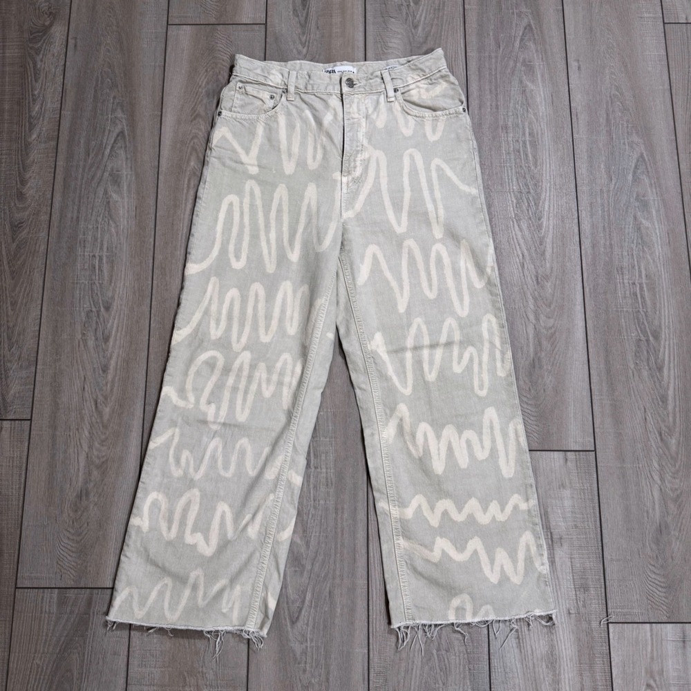 Zara The 90s Full Length Jeans Womens 8 Green Squiggle Print High Rise Raw Hem